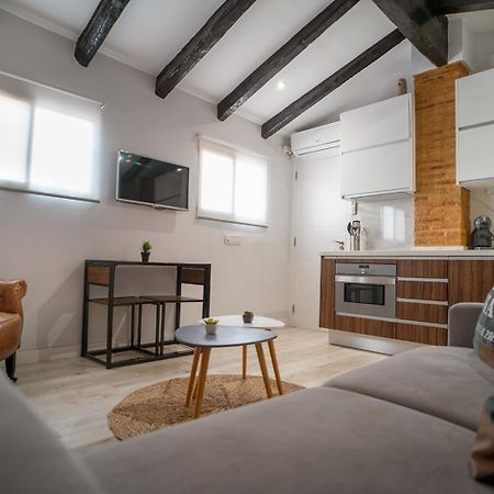 Апартаменты Atico Con Terraza Y Jacuzzi En El Centro Валенсия Номер фото