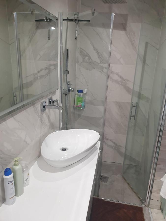 Апартаменты Atico Con Terraza Y Jacuzzi En El Centro Валенсия Экстерьер фото